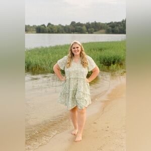 Carla Kiley Collection Kathleen Dress Vinho Verde Green Tiered Midi M